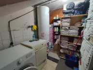 Prodaja, kuća, 260m², Gat, Subotica - image 19