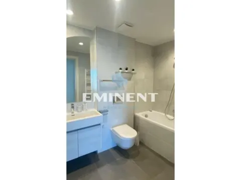 Izdavanje, trosoban stan, 90m², Savski Venac, Beograd - image 11