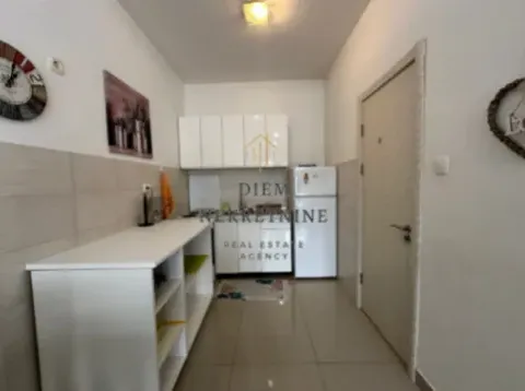 Izdavanje, dvosoban stan, 64m², City Kvart, Podgorica - image 8