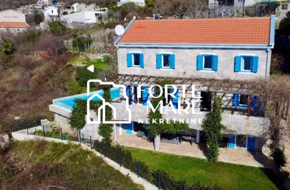 Prodaja, kuća, 250m², Blizikuće, Budva