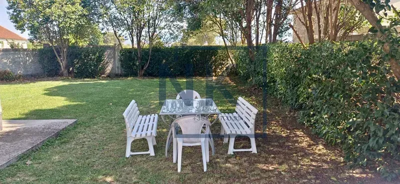Rent, house, 260m², Kokoti, Podgorica