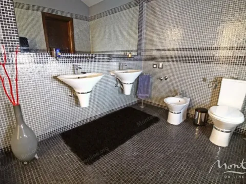 Prodaja, kuća, 188m², Sasovići, Herceg Novi - image 23