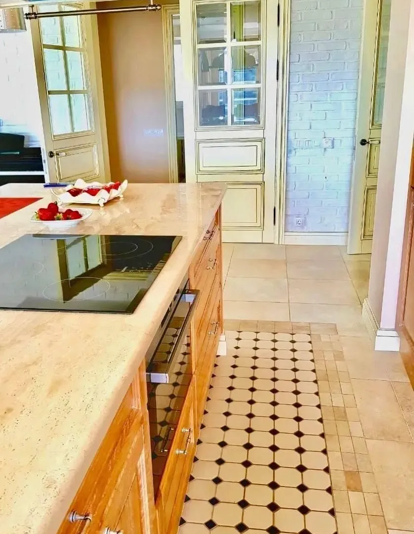 Sale, three bedroom apartment, 170m², Bečići, Budva