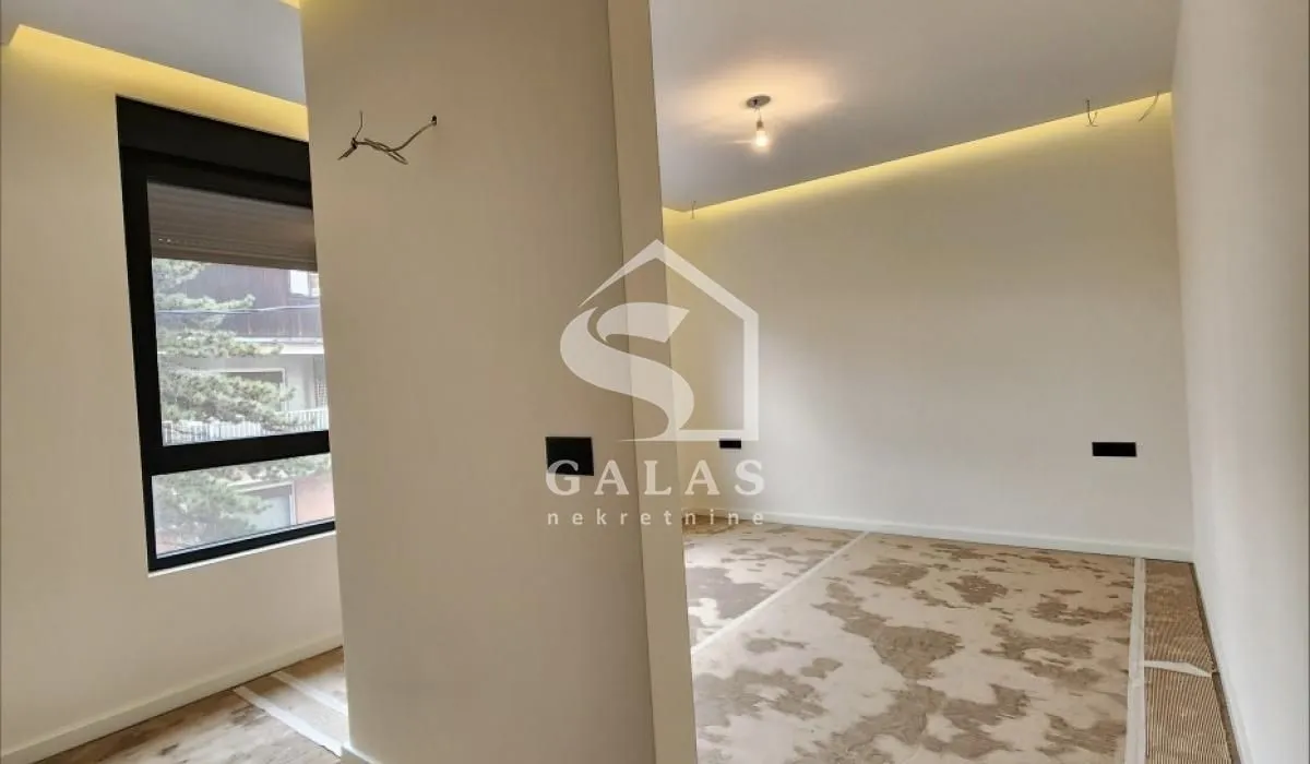 Prodaja, četvorosoban stan, 132m², Autokomanda, Voždovac Sve Podlokacije