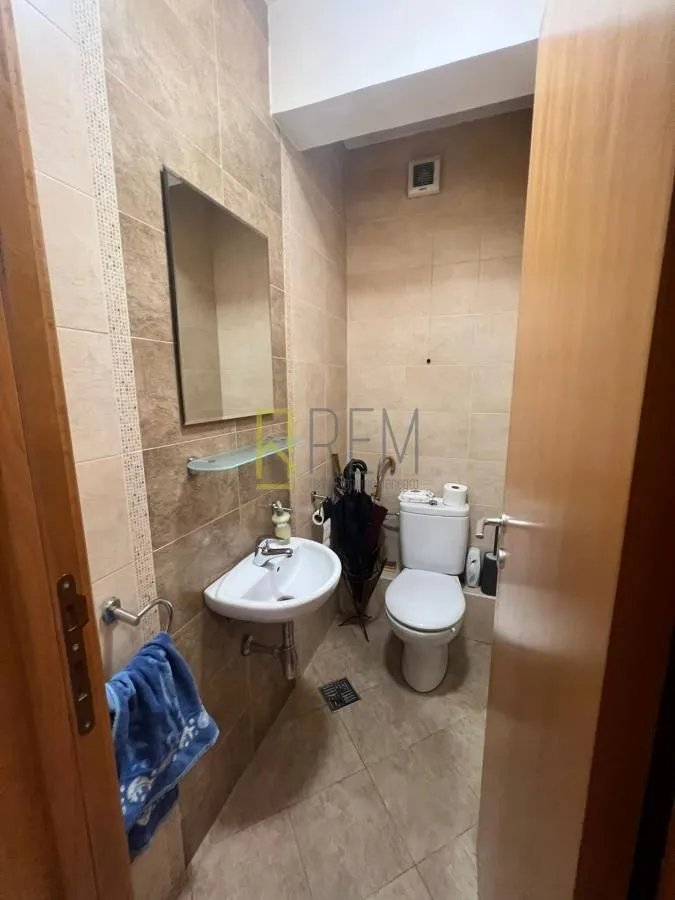 Prodaja, dvosoban stan, 70m², Stari Aerodrom, Podgorica