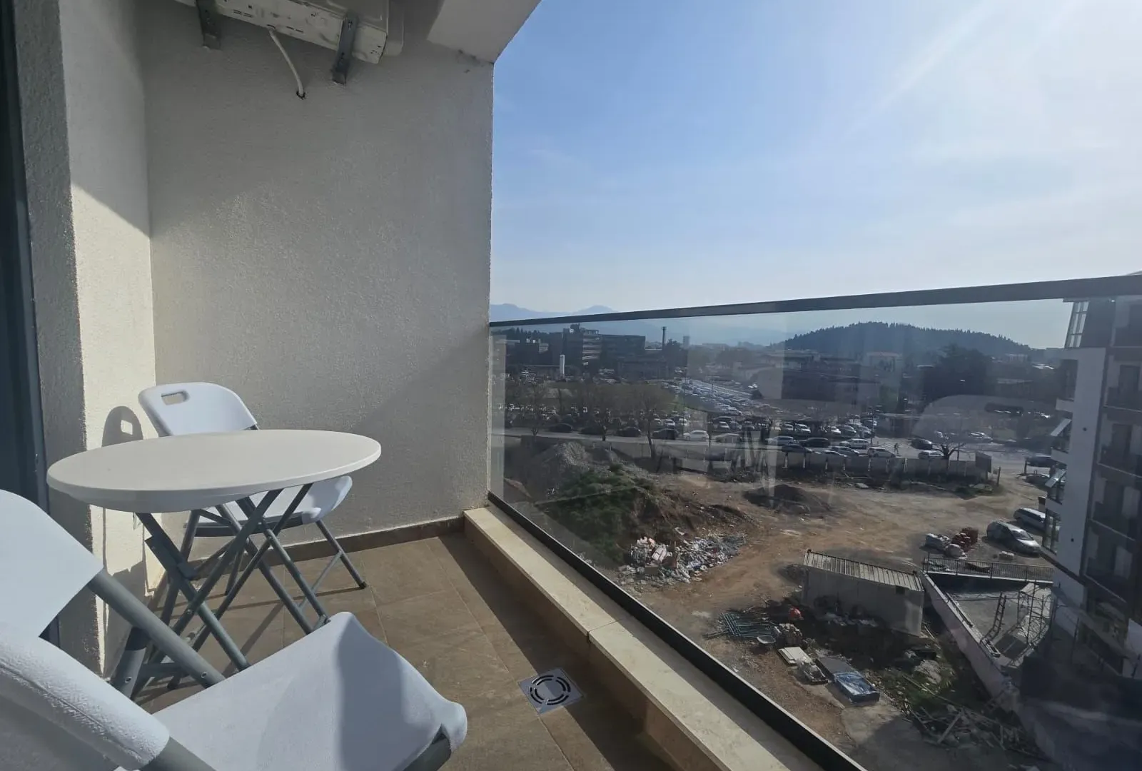 Izdavanje, jednosoban stan, 44m², Central Point, Podgorica