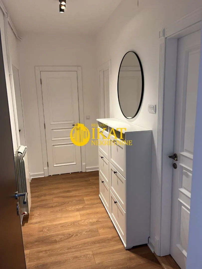 Izdavanje, jednosoban stan, 59m², Stari Grad, Beograd