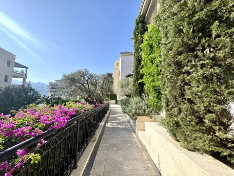 Prodaja, trosoban stan, 115m², Porto Montenegro, Tivat - image 16