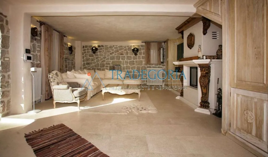Prodaja, kuća, 350m², Reževići, Budva