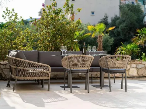 Sale, one bedroom apartment, 56m², Rafailovići, Budva - image 19