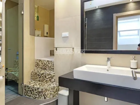 Prodaja, četvorosoban stan, 130m², Vračar Hram, Vračar Sve Podlokacije - image 16