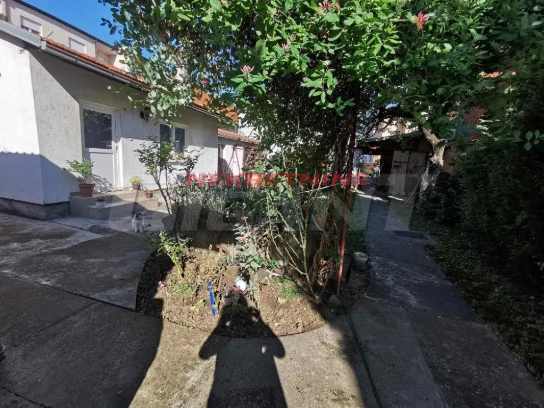 Prodaja, plac, 1000m², Altina, Beograd