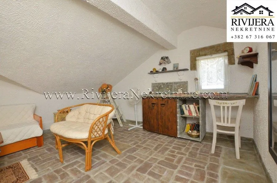 Prodaja, dvosoban stan, 80m², Đenovići, Herceg Novi