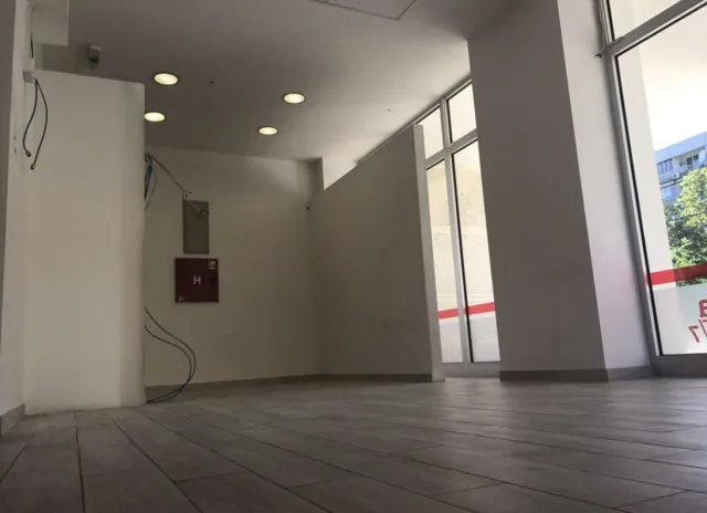 Rent, office space, 200m², Uciteljsko Naselje, Zvezdara Sve Podlokacije
