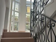 Rent, house, 350m², Zlatica, Podgorica - image 9