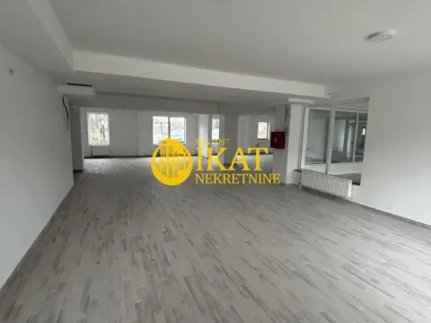 Poslovni prostor in Nova Pazova