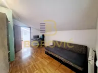 Prodaja, kuća, 108m², Uciteljsko Naselje, Zvezdara Sve Podlokacije - image 16