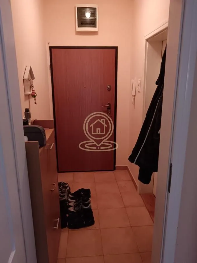 Izdavanje, trosoban stan, 58m², Rotkvarija, Novi Sad Sve Podlokacije