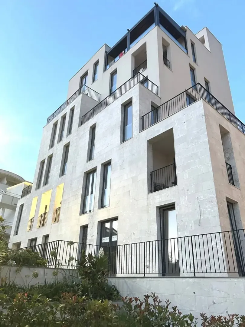 Sale, three bedroom apartment, 96m², Bečići, Budva