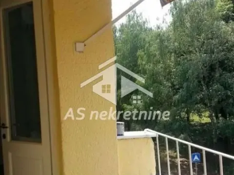 Izdavanje, trosoban stan, 64m², Savski Venac, Beograd - image 10