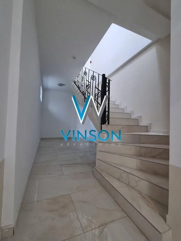 Rent, office space, 950m², Adamovićevo Naselje, Novi Sad Sve Podlokacije