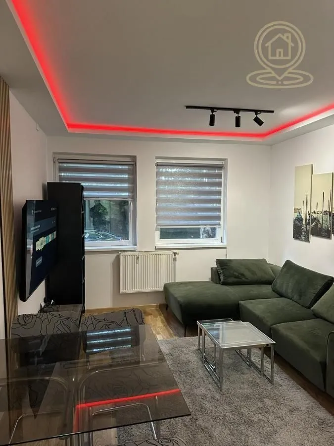 Izdavanje, trosoban stan, 52m², Grbavica, Novi Sad Sve Podlokacije