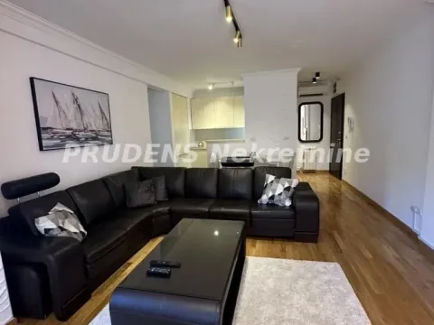 Izdavanje, trosoban stan, 67m², Đeram Pijaca, Beograd - image 4