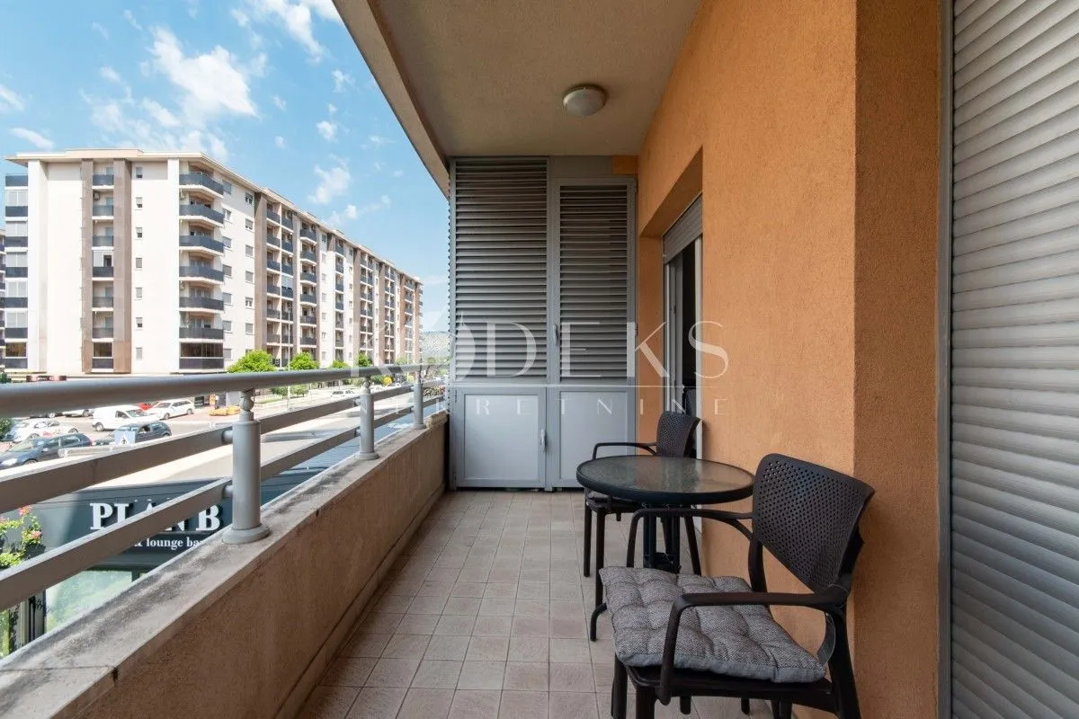 Izdavanje, jednosoban stan, 50m², City Kvart, Podgorica