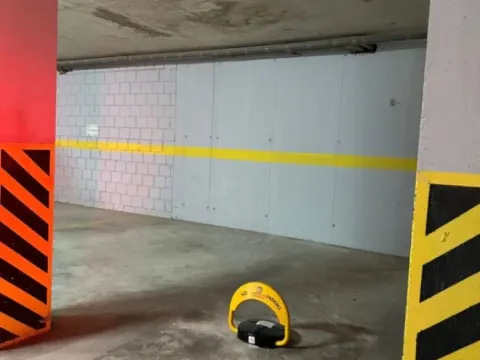 Sale, two bedroom apartment, 86m², Slovenska Plaža, Budva - image 7