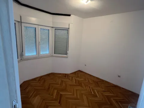 Sale, one bedroom apartment, 42m², Centar, Nikšić - image 5