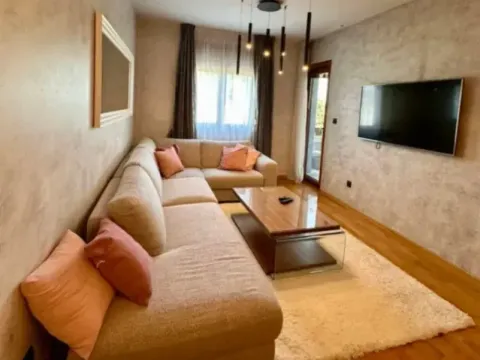 Izdavanje, dvosoban stan, 60m², Ljubović, Podgorica - image 4