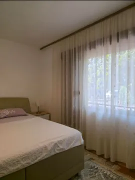 Izdavanje, jednosoban stan, 65m², Tološi, Podgorica - image 8