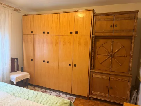 Rent, two bedroom apartment, 100m², Tripovići, Tivat - image 11