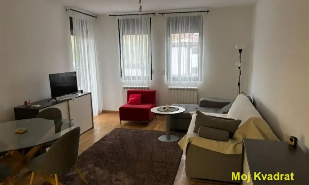 Prodaja, jednosoban stan, 44m², Farmaceutski Fakultet, Voždovac Sve Podlokacije