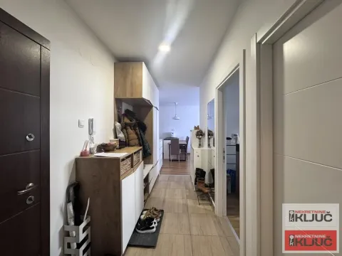 Prodaja, trosoban stan, 61m², Podbara, Novi Sad Sve Podlokacije - image 5