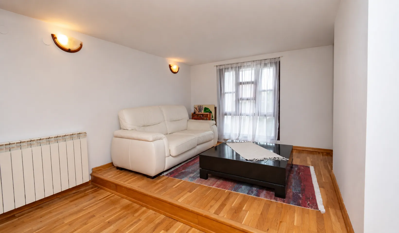 Rent, house, 280m², Gorica C, Podgorica