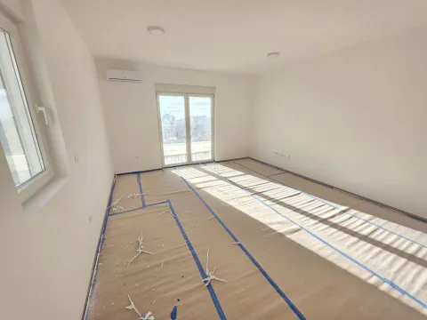 Prodaja, dvosoban stan, 64m², Budva, Crna Gora - image 2