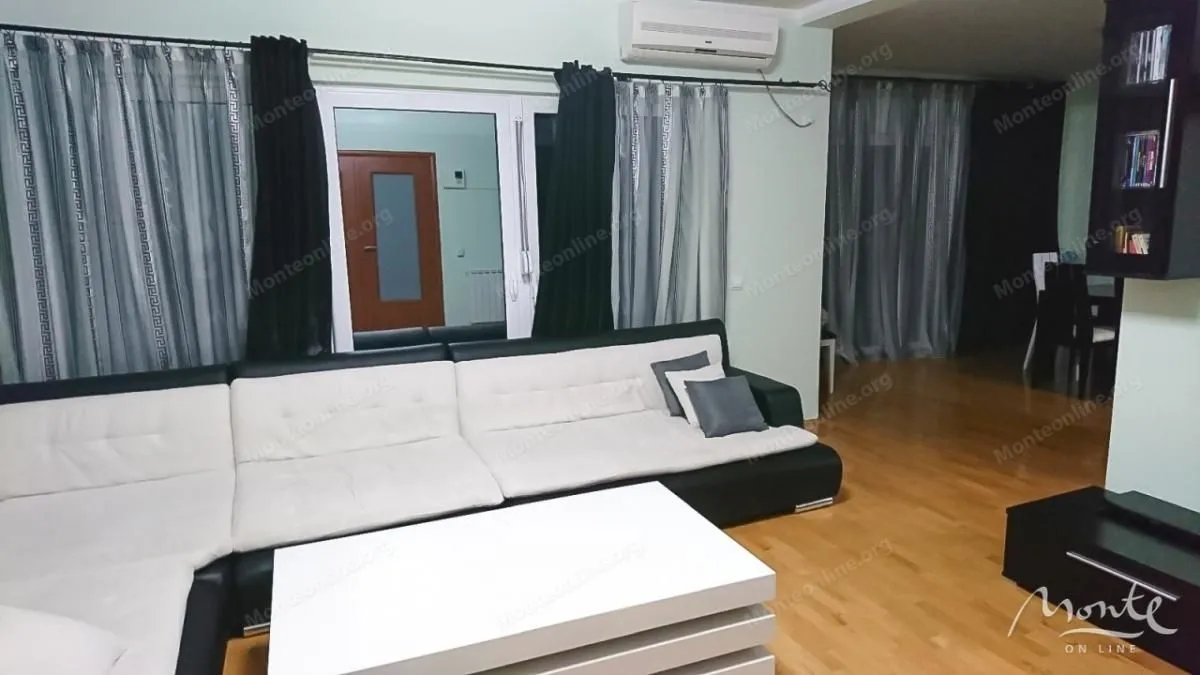 Sale, house, 330m², Utjeha, Bar