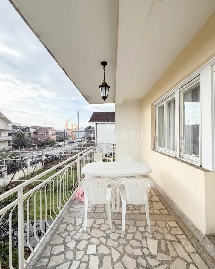 Rent, apartment, 108m², Stari Aerodrom, Podgorica