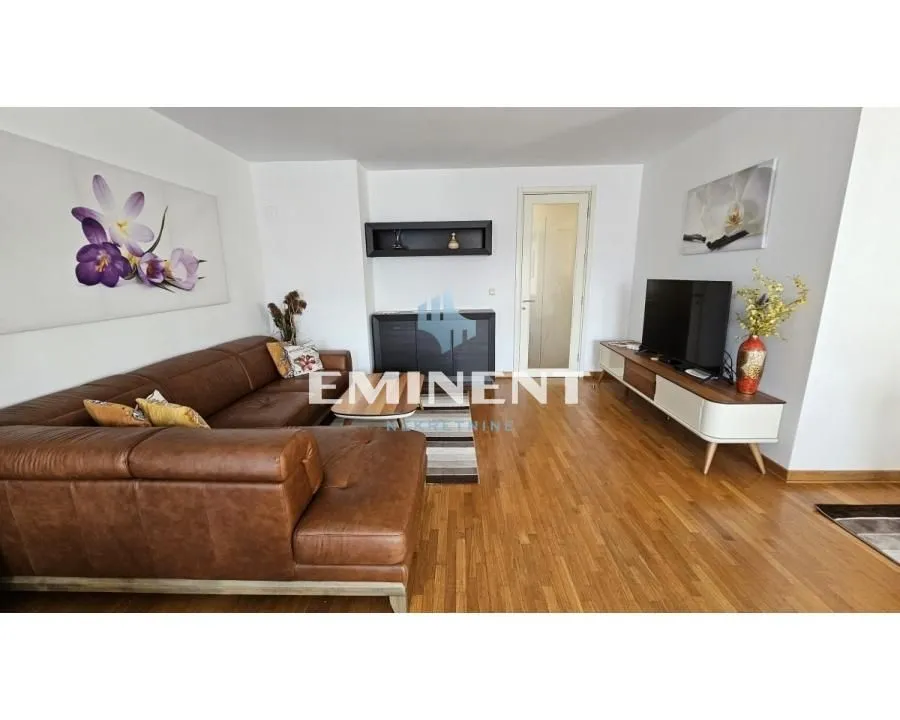 Rent, four bedroom apartment, 117m², Novi Beograd Blok 67, Novi Beograd Sve Podlokacije