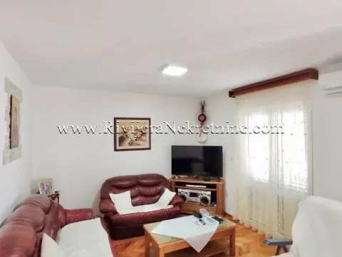 Prodaja, dvosoban stan, 64m², Sveti Stasije, Kotor - image 2