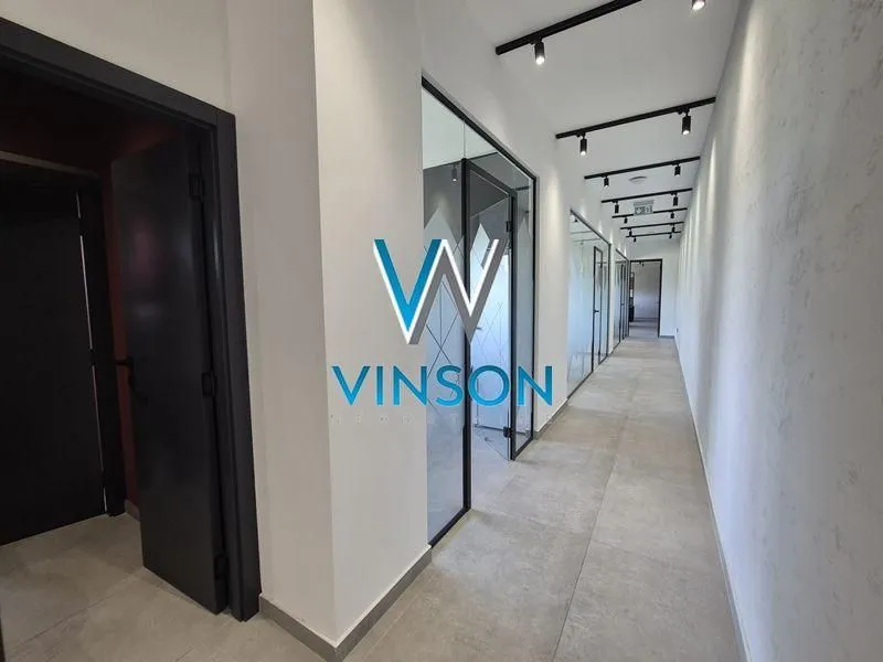 Rent, office space, 230m², Železnička Stanica, Novi Sad Sve Podlokacije