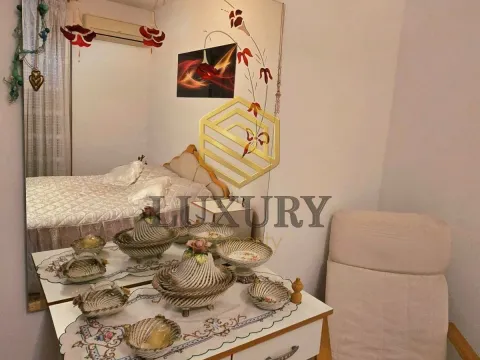 Izdavanje, dvosoban stan, 55m², Stari Aerodrom, Podgorica - image 11