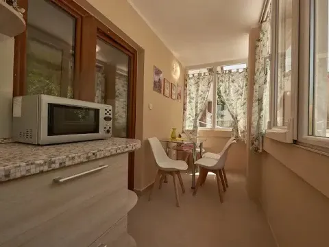 Prodaja, trosoban stan, 72m², Prčanj, Kotor - image 7