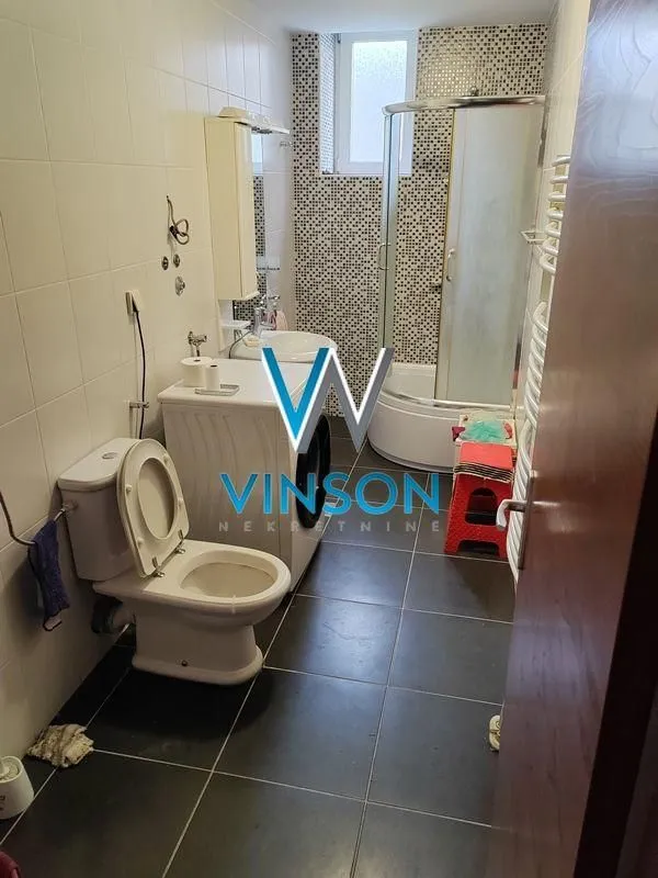 Prodaja, trosoban stan, 130m², Sremska Kamenica, Petrovaradin