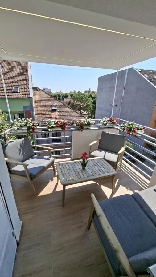 Prodaja, garsonjera, 26m², Rotkvarija, Novi Sad Sve Podlokacije