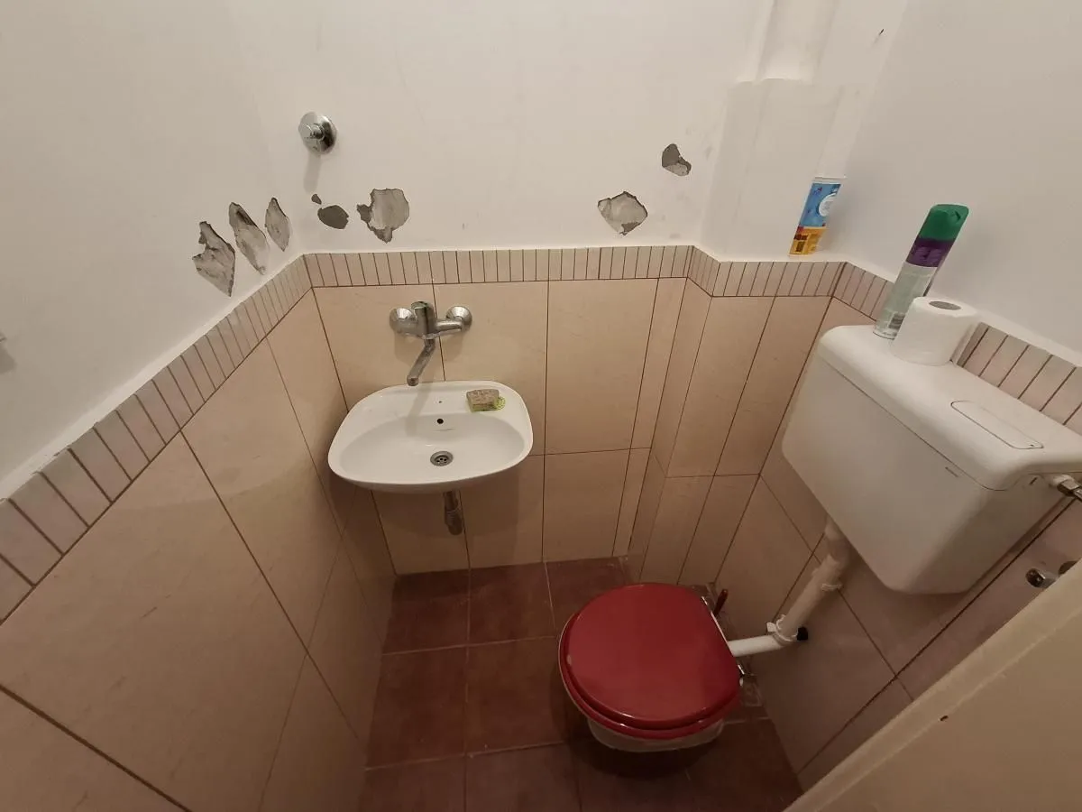 Izdavanje, trosoban stan, 122m², Centar, Novi Sad