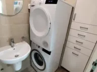 Izdavanje, dvosoban stan, 64m², City Kej, Podgorica - image 10