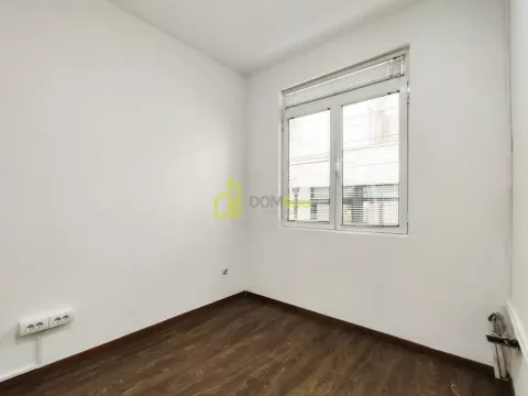 Rent, office space, 143m², Centar, Podgorica - image 2