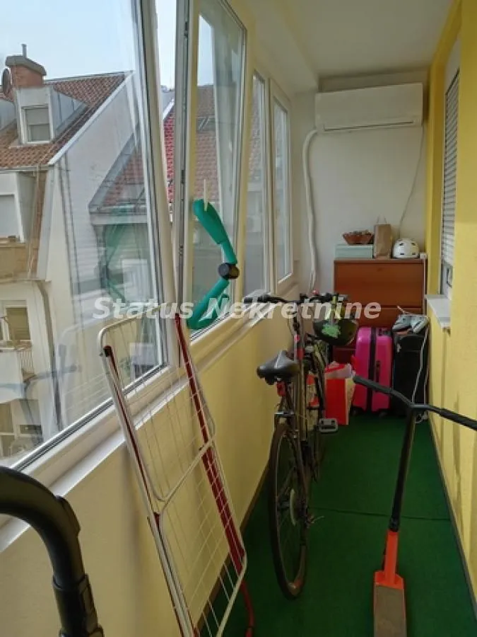 Prodaja, četvorosoban stan, 96m², Grbavica, Novi Sad Sve Podlokacije